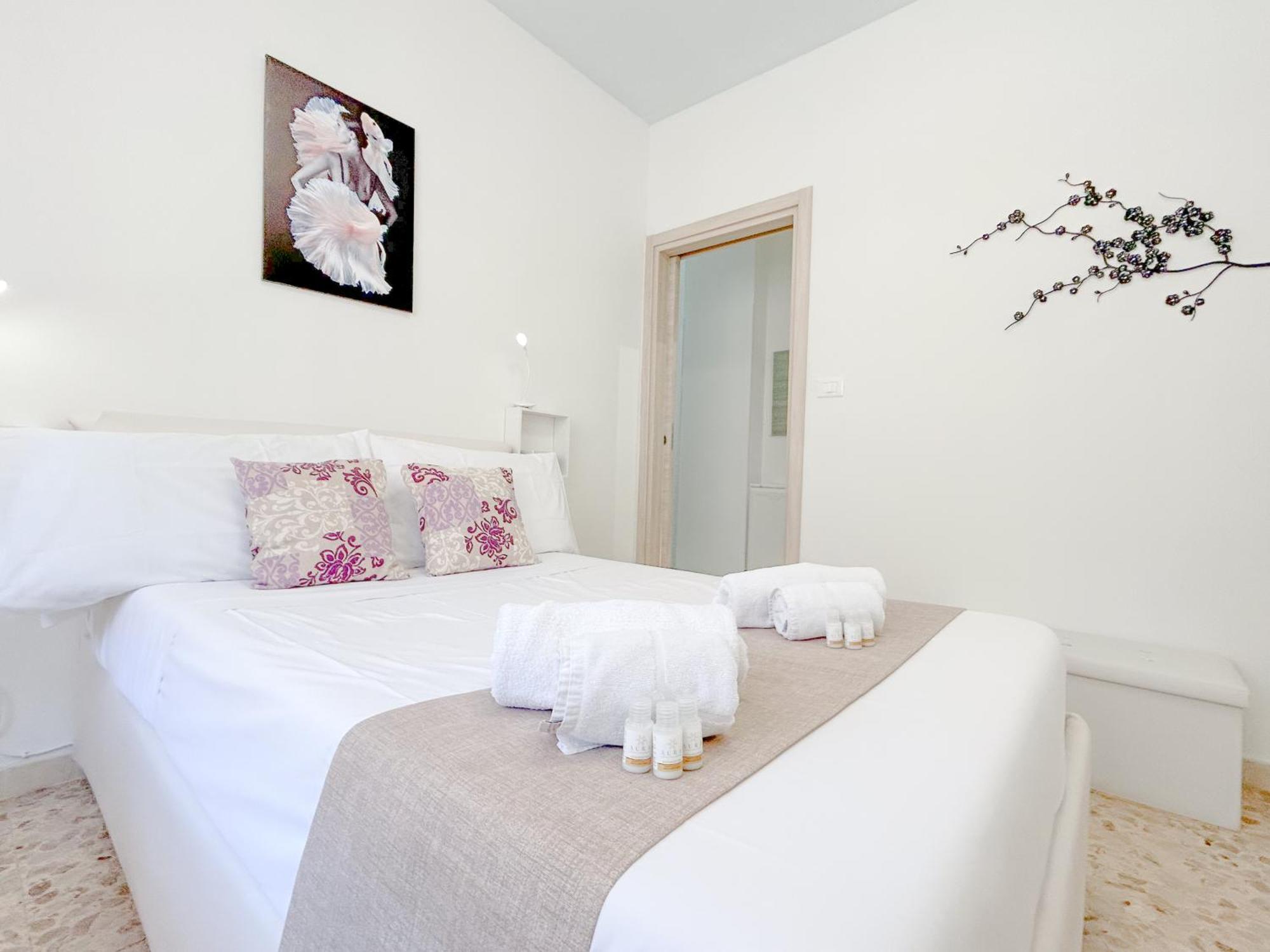 Elegant House - Centro - 400Mt Dal Mare Leilighet Ventimiglia Eksteriør bilde