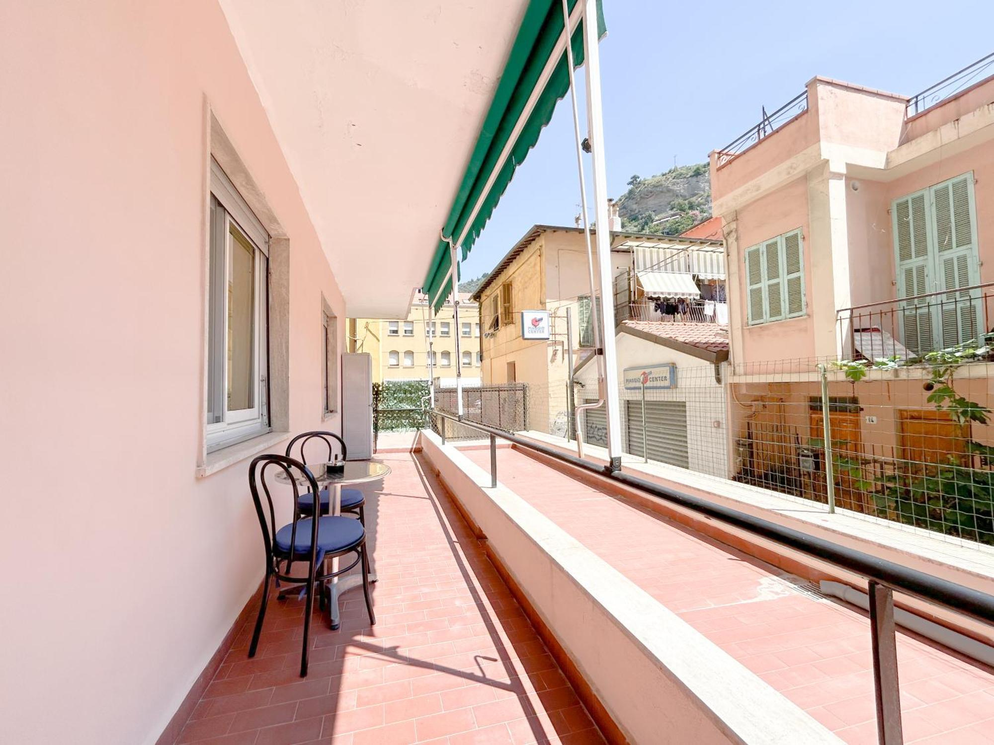 Elegant House - Centro - 400Mt Dal Mare Leilighet Ventimiglia Eksteriør bilde